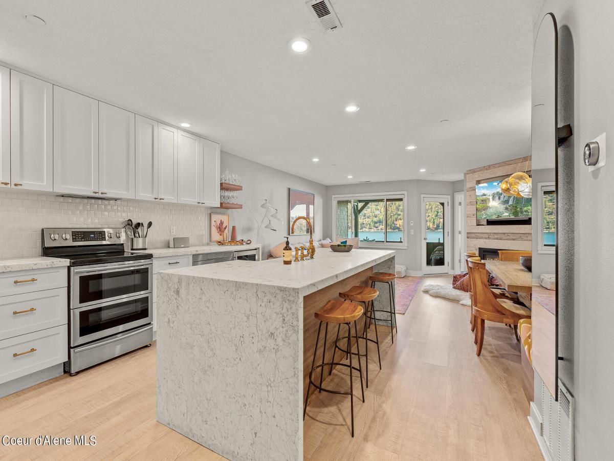 MLS #25-4371 image #0