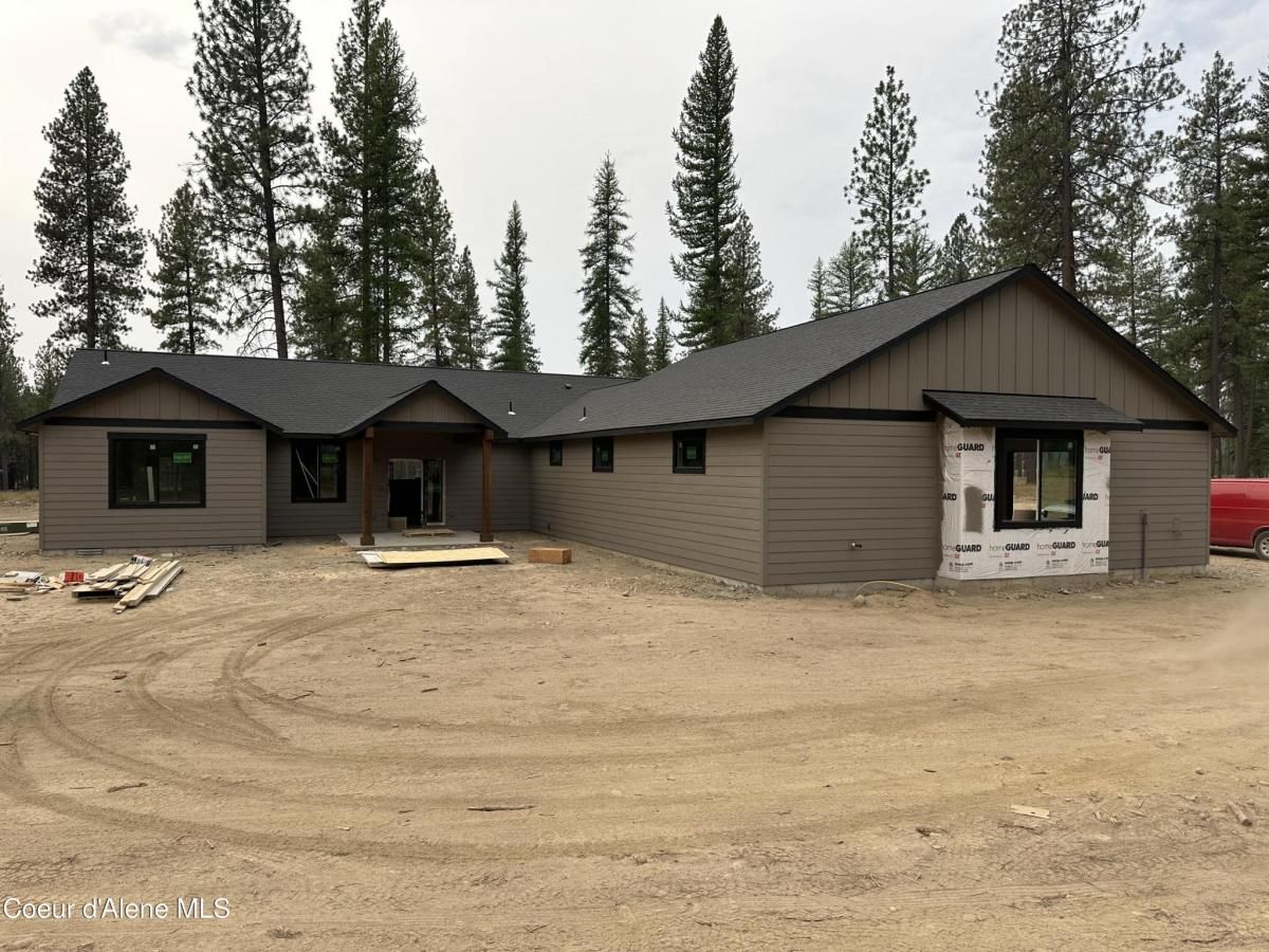 MLS #25-6703 image #0