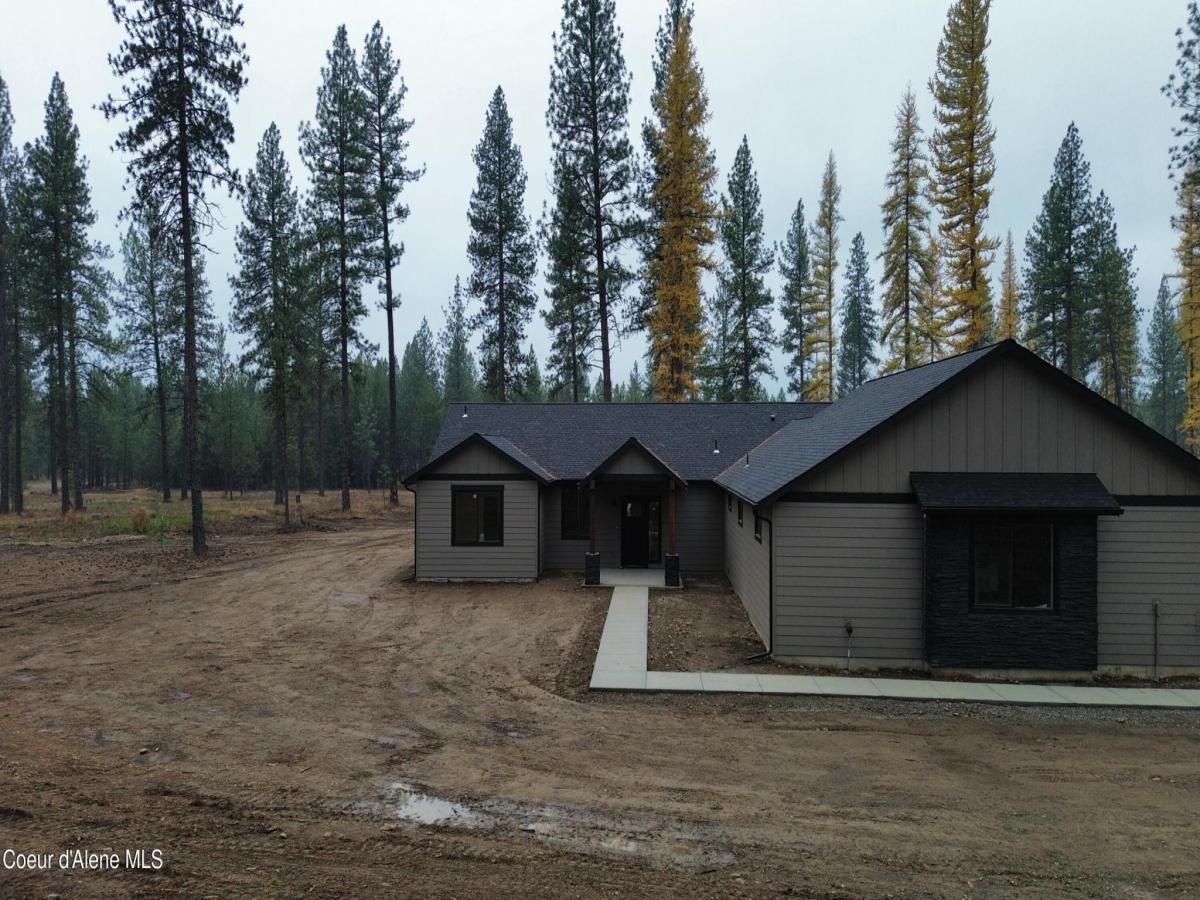 MLS #25-6703 image #0