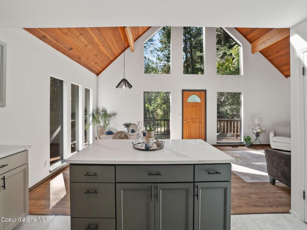 MLS #25-8038 image #0
