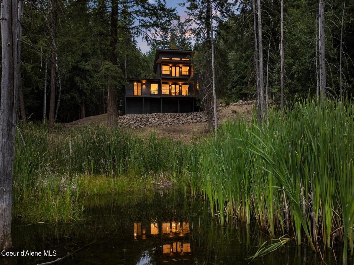 MLS #25-8206 image #0
