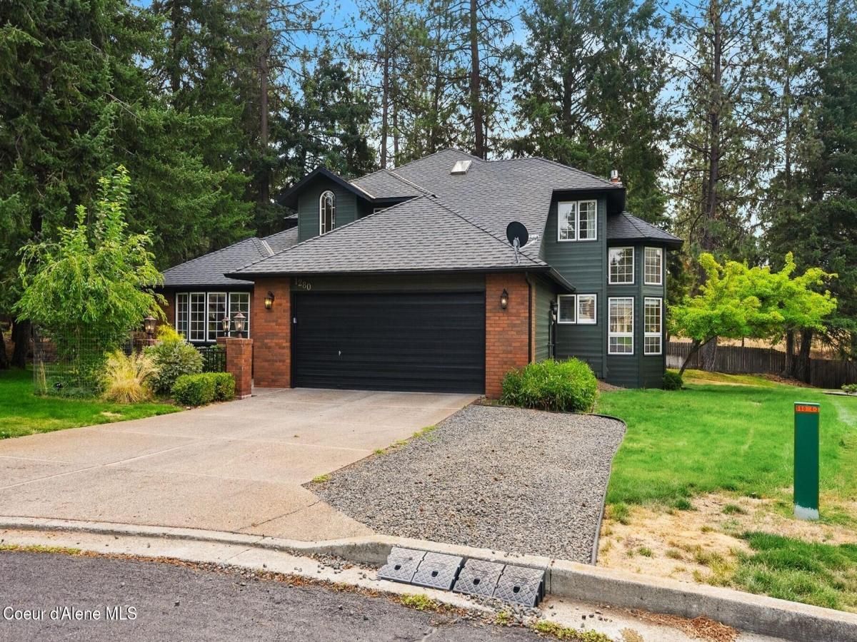 MLS #25-8906 image #0