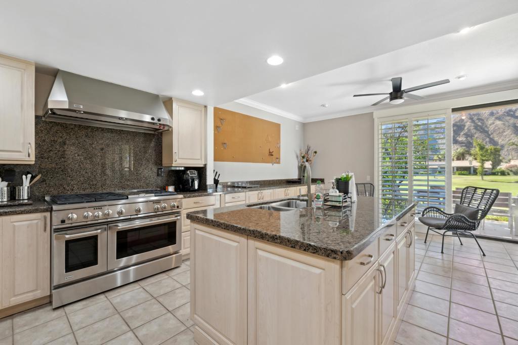 MLS #219118342DA image #0