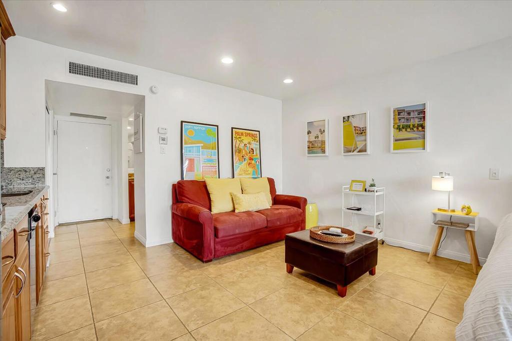 MLS #219121713DA image #0