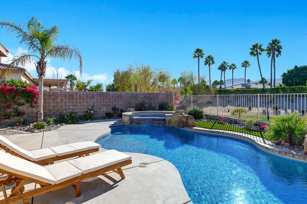 MLS #219122305DA image #0