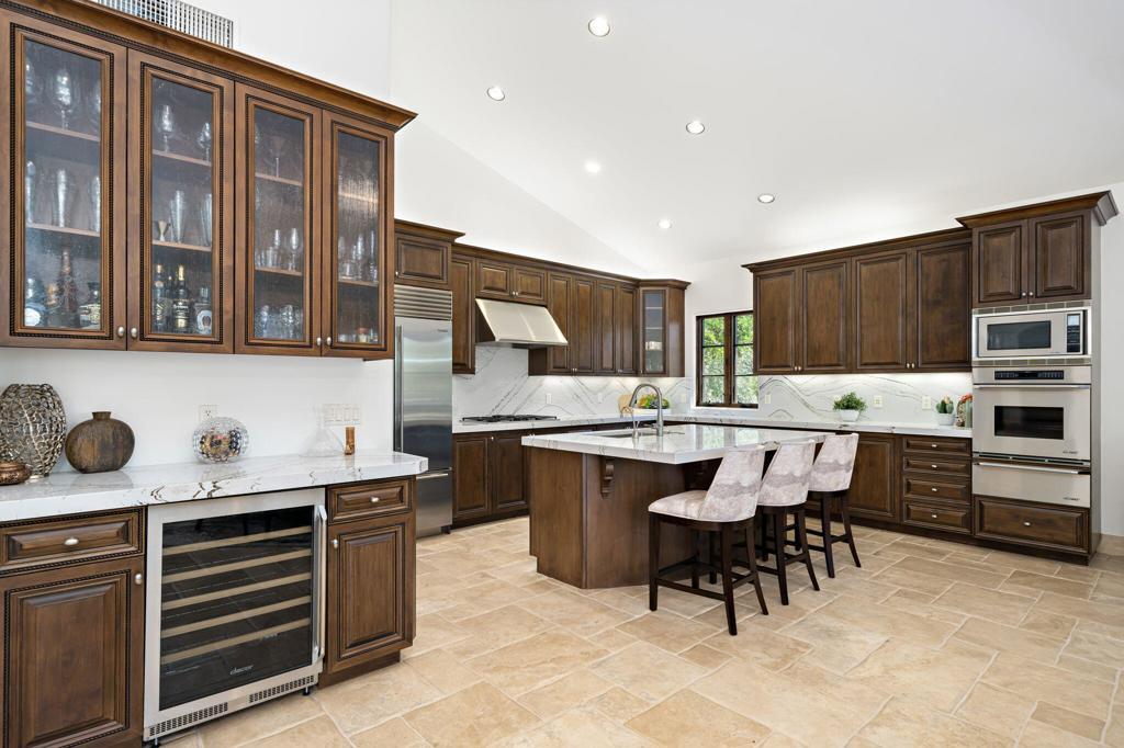 MLS #219124341DA image #0