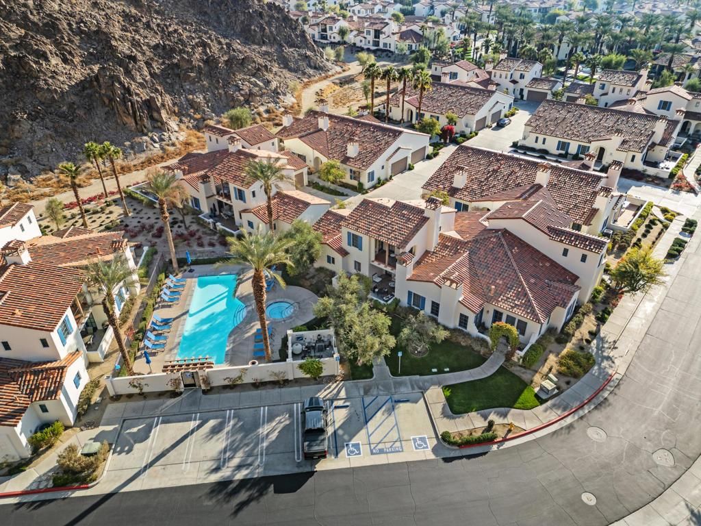 MLS #219124946DA image #0