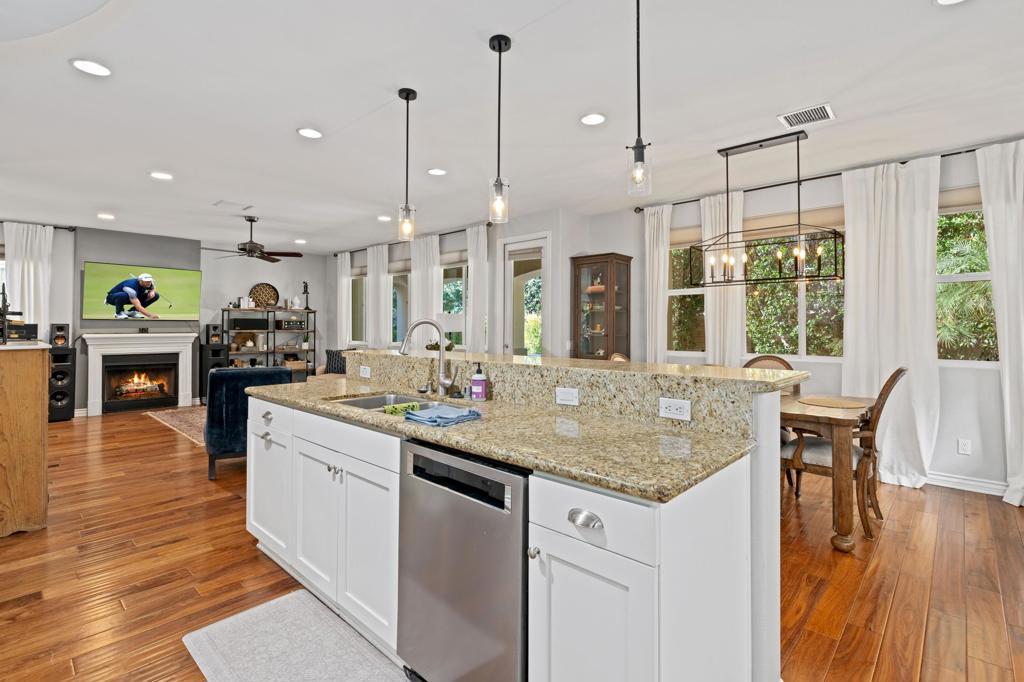 MLS #219124996DA image #0