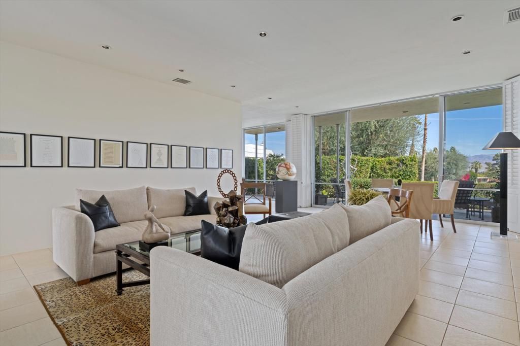 MLS #219125126DA image #0