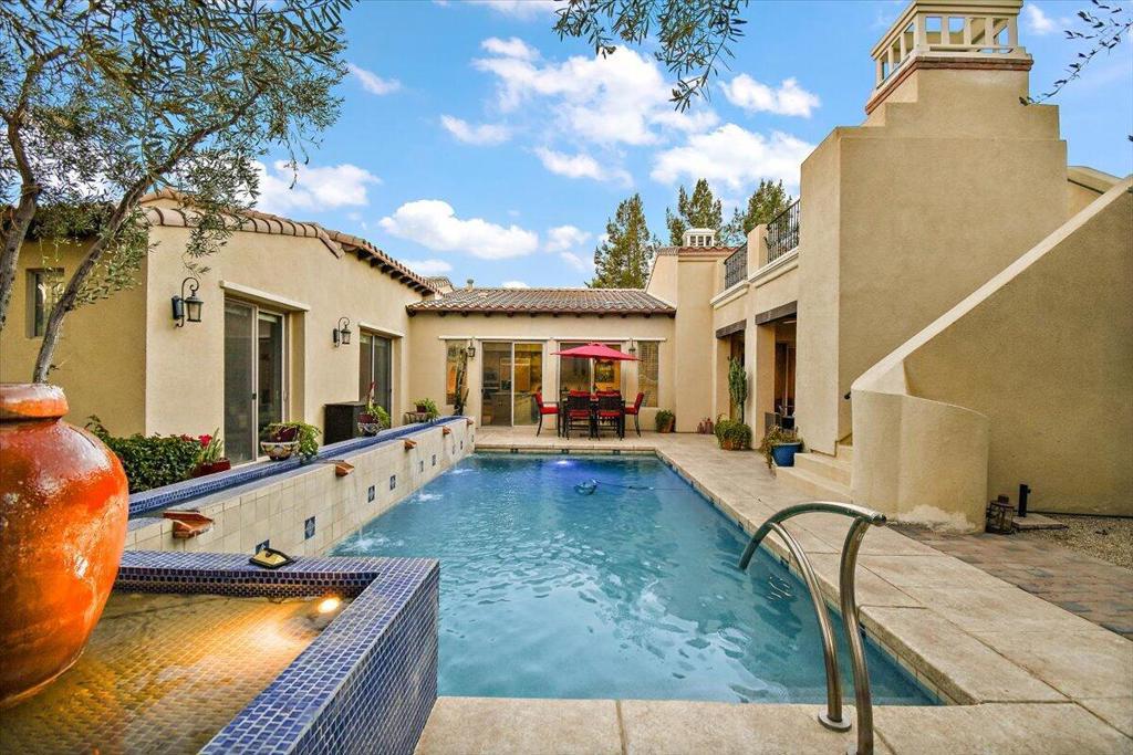 MLS #219125310DA image #0