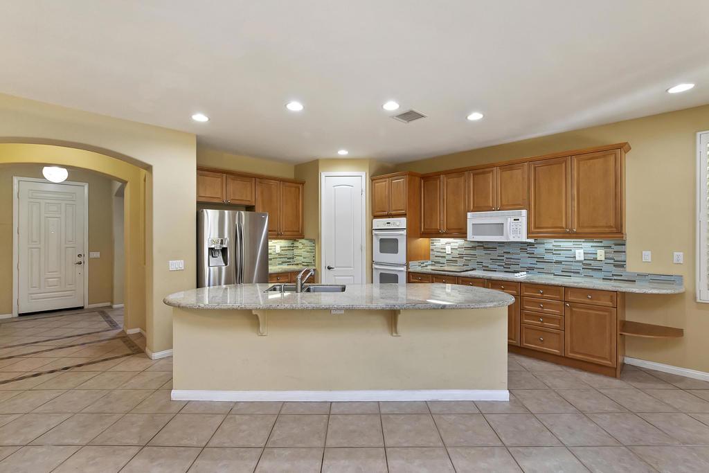 MLS #219125416PS image #0