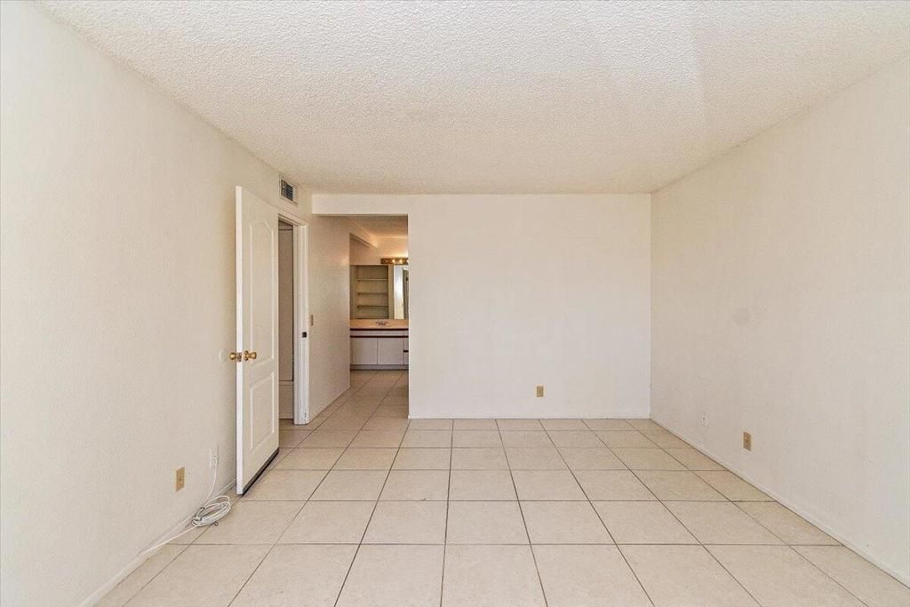 MLS #219125536PS image #0