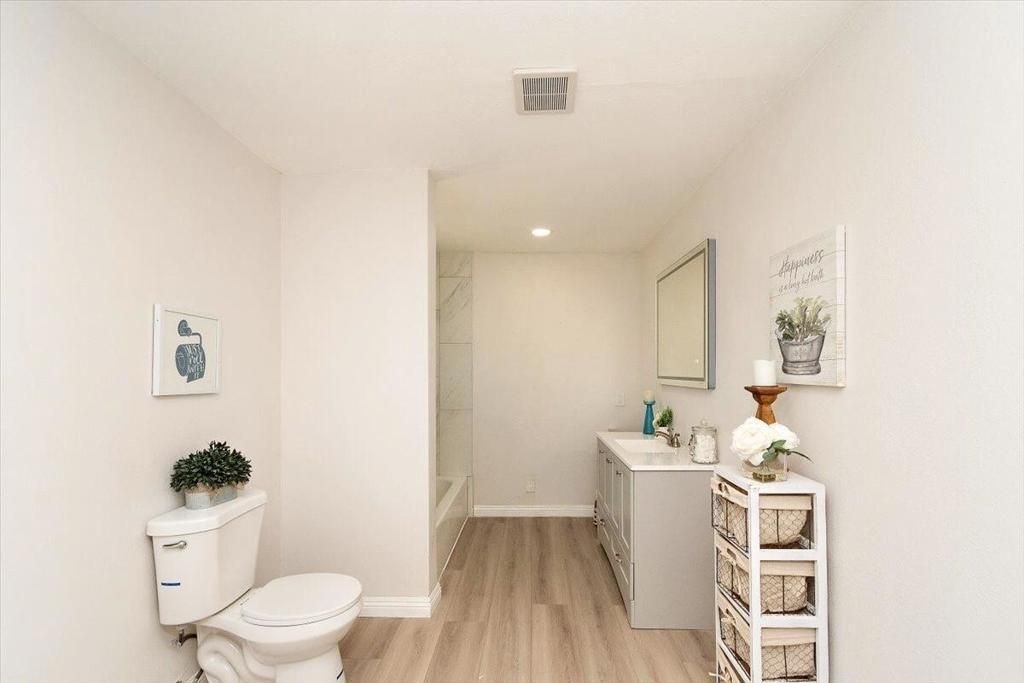 MLS #219125866DA image #0