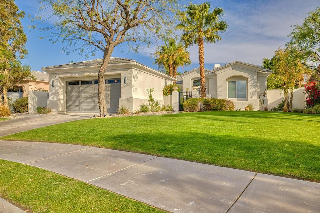 MLS #219125924DA image #0