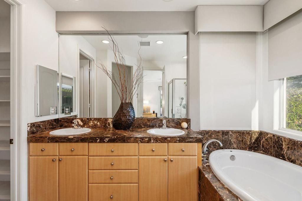 MLS #219126413DA image #0
