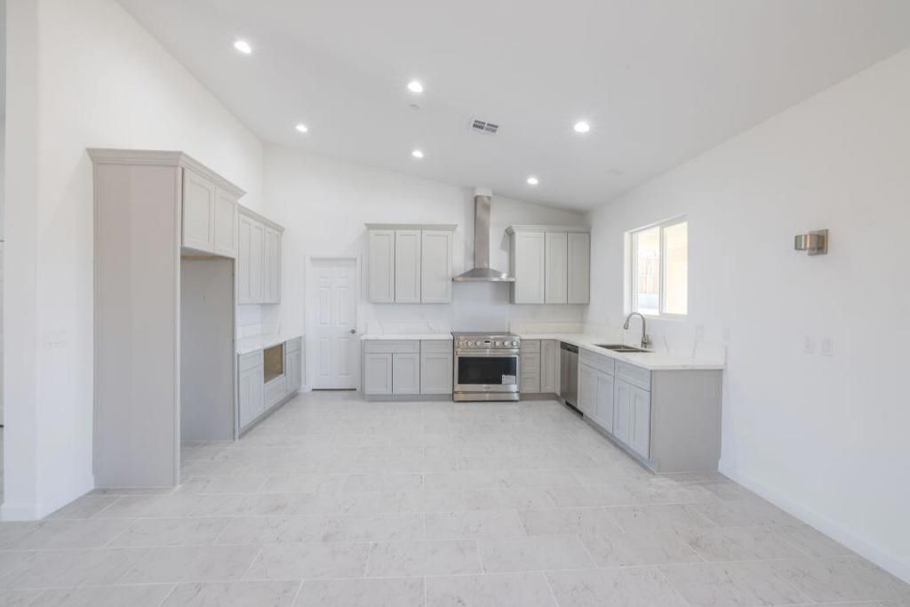 MLS #219126693DA image #0
