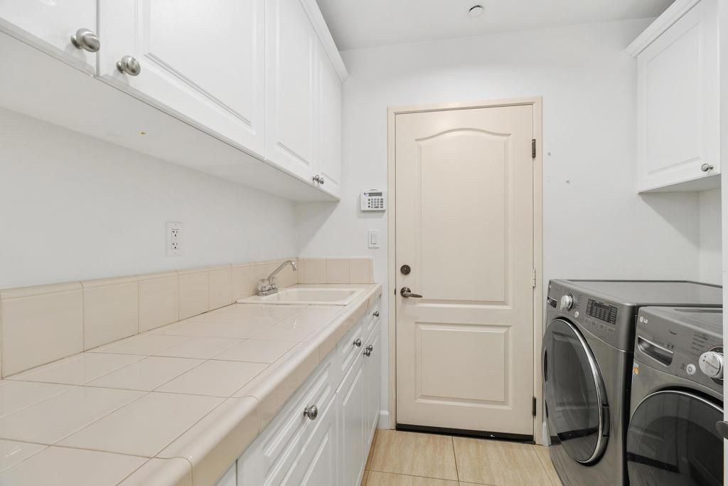 MLS #219126924DA image #0