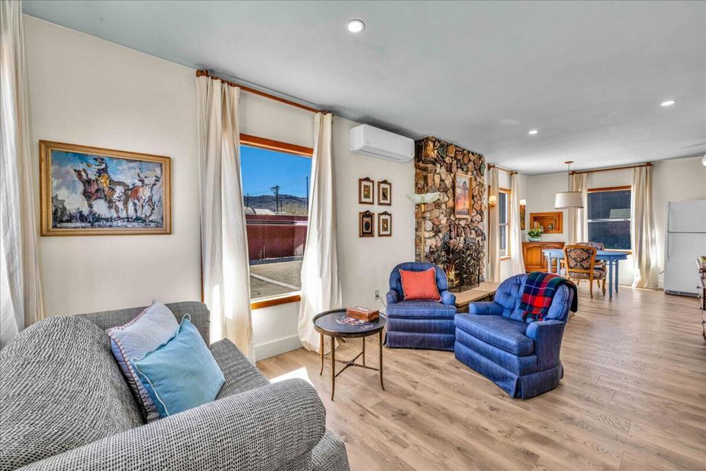 MLS #219126936DA image #0