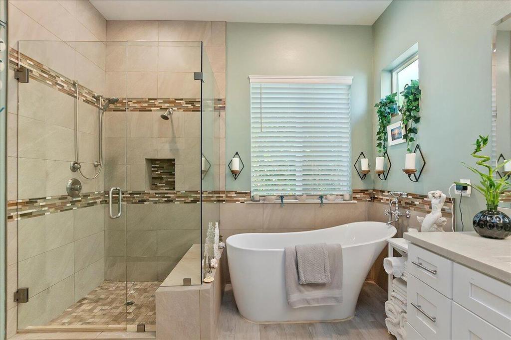 MLS #219127277PS image #0
