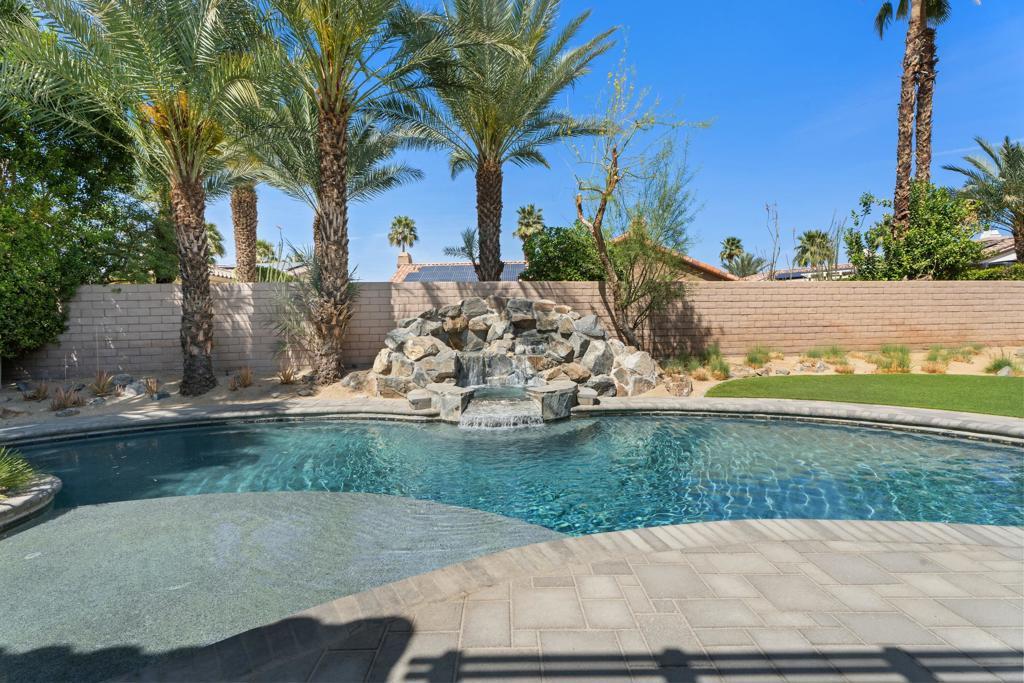 MLS #219127666DA image #0