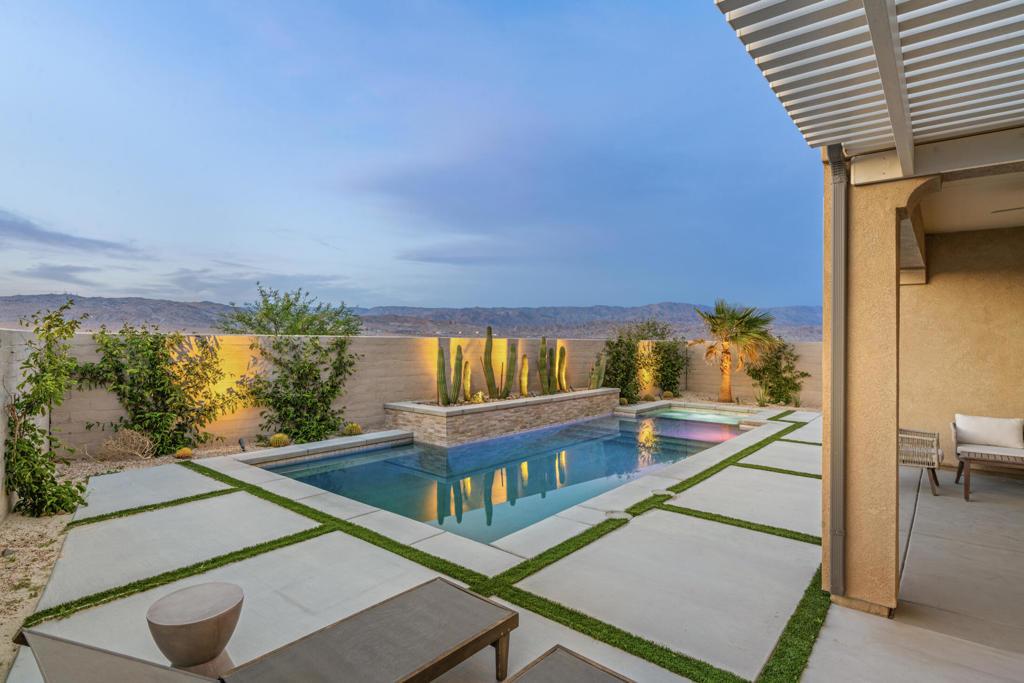 MLS #219127756DA image #0