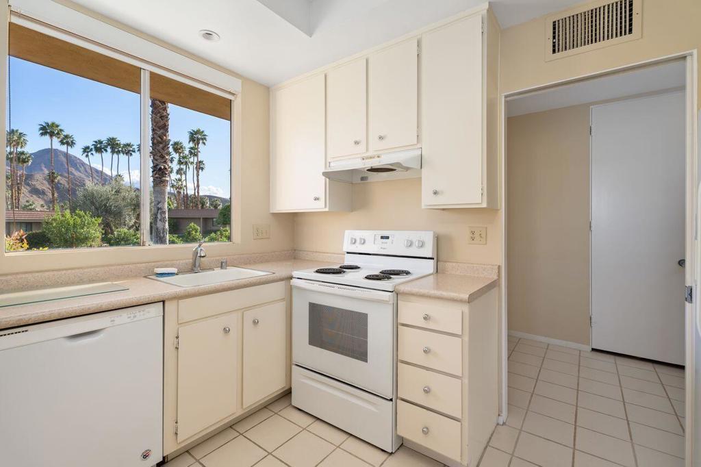 MLS #219127802DA image #0
