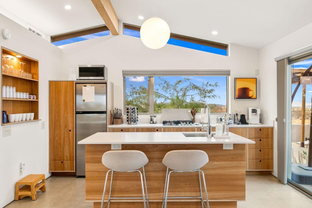 MLS #219128020DA image #0