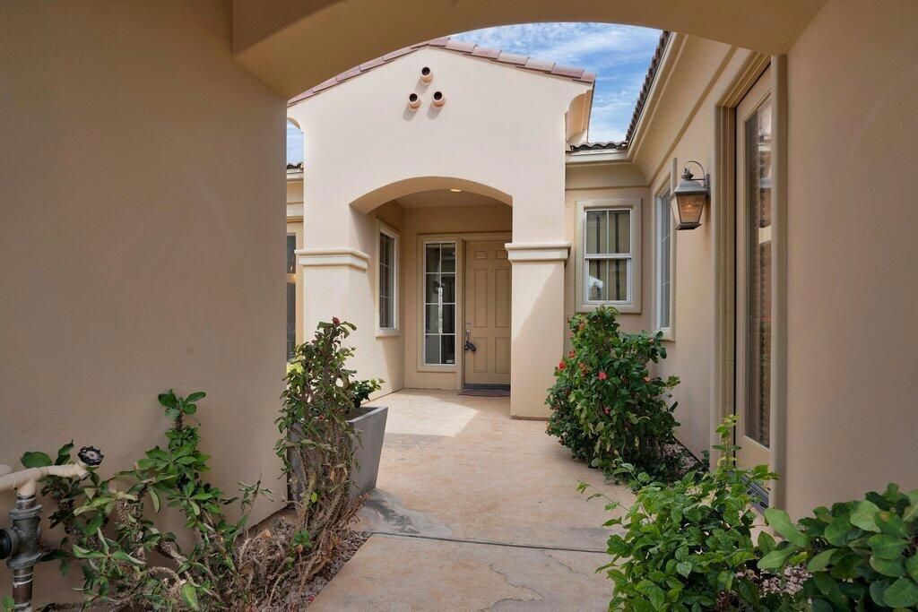 MLS #219128041DA image #0