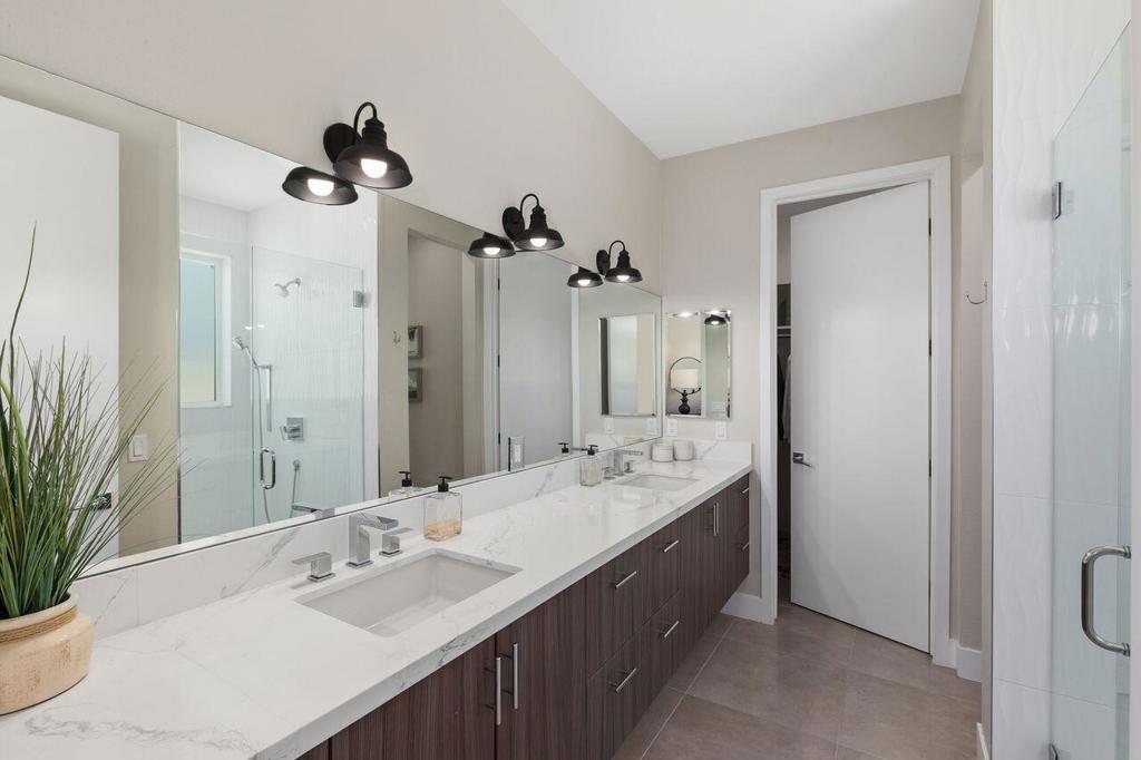 MLS #219128056PS image #0