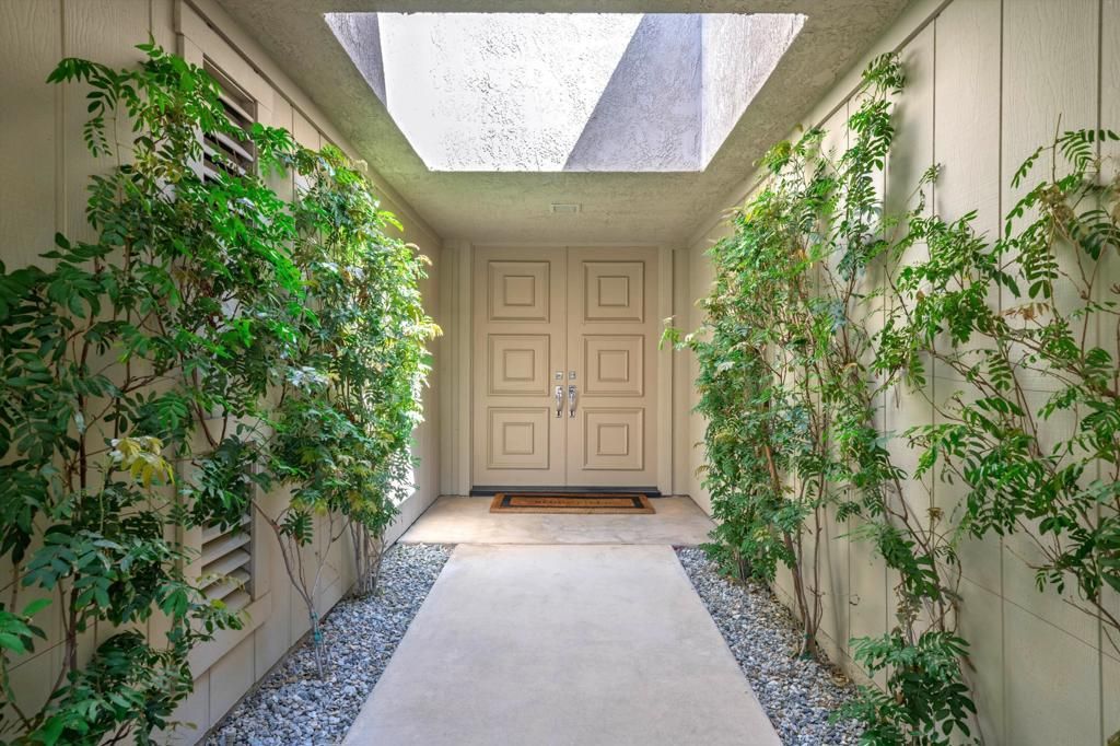 MLS #219128185PS image #0