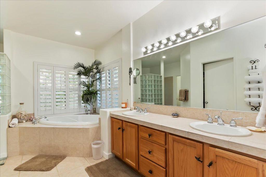 MLS #219128548DA image #0