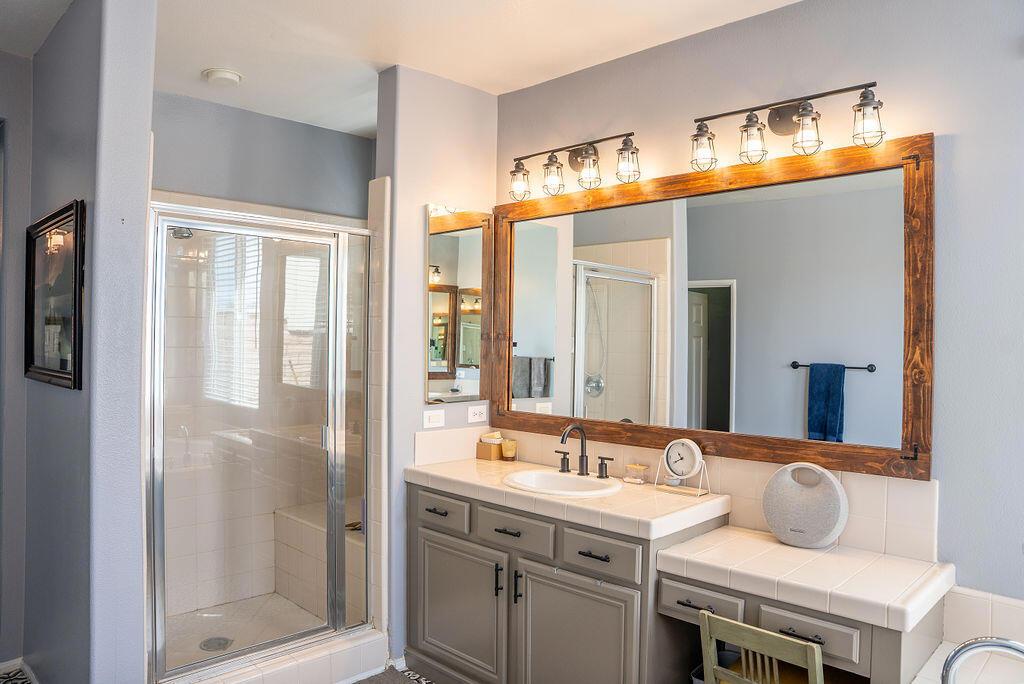MLS #219128611DA image #0