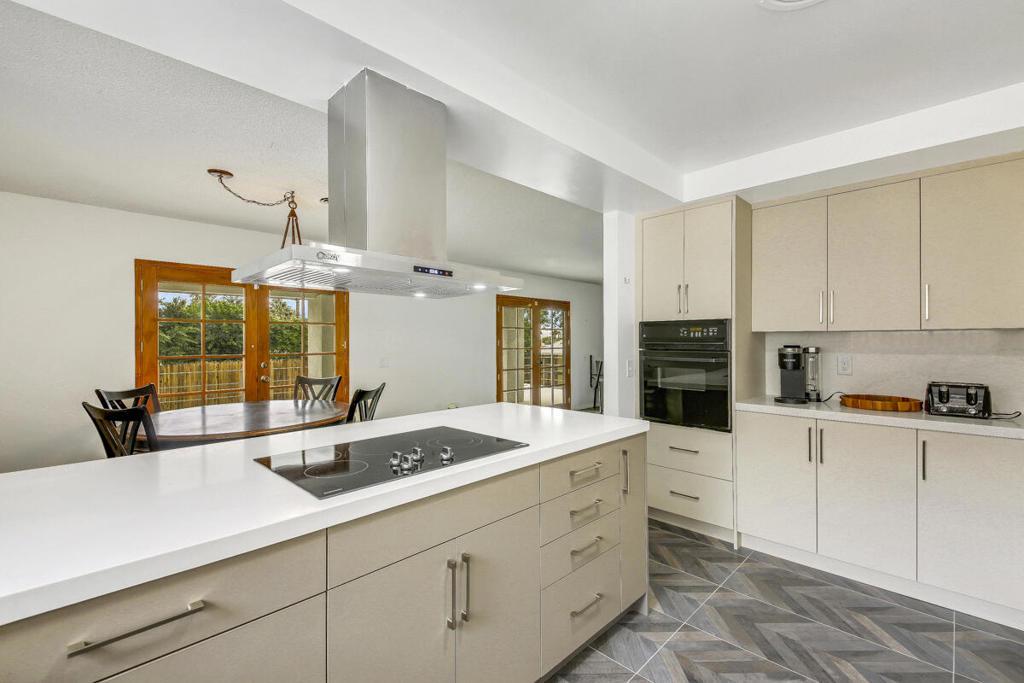 MLS #219128677DA image #0