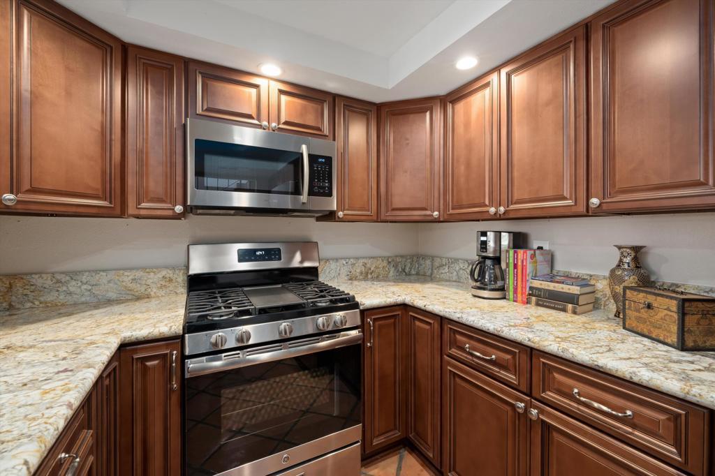 MLS #219128697DA image #0
