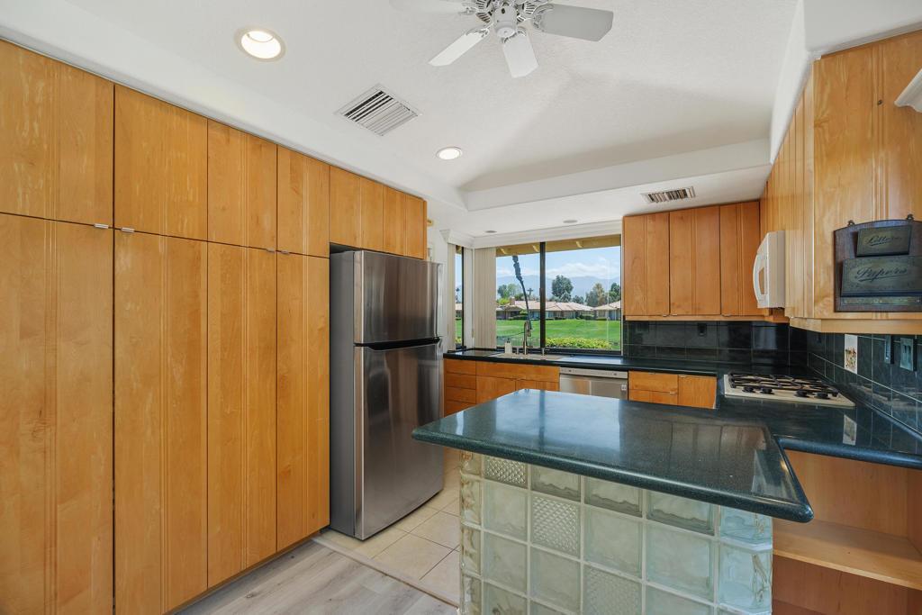 MLS #219128820DA image #0