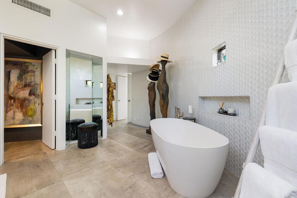 MLS #219128851DA image #0