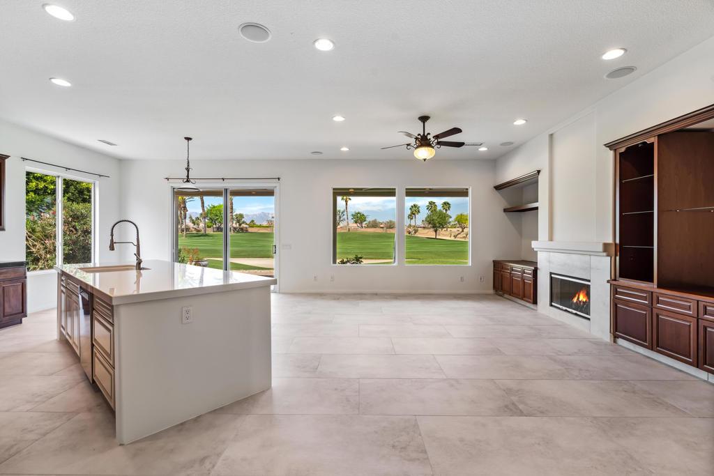 MLS #219128962DA image #0
