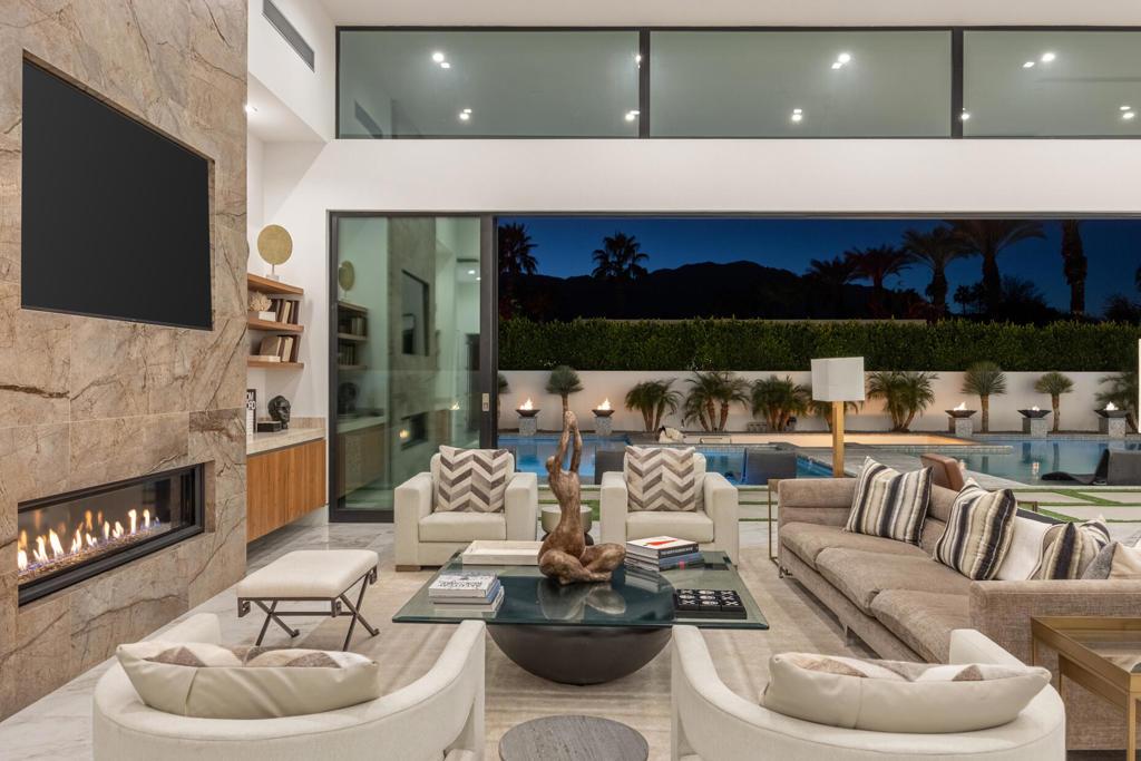 MLS #219129125DA image #0