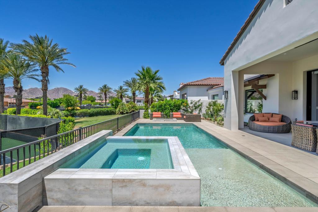 MLS #219129325DA image #0