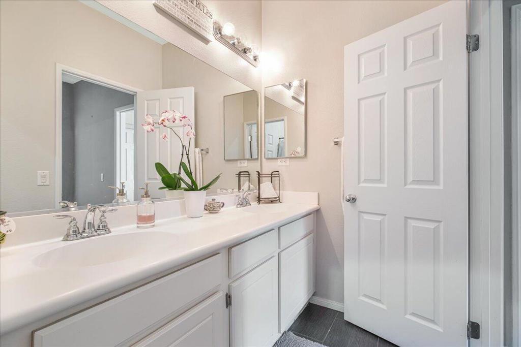 MLS #219129413DA image #0