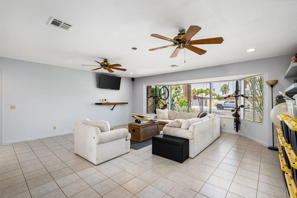 MLS #219129650DA image #0