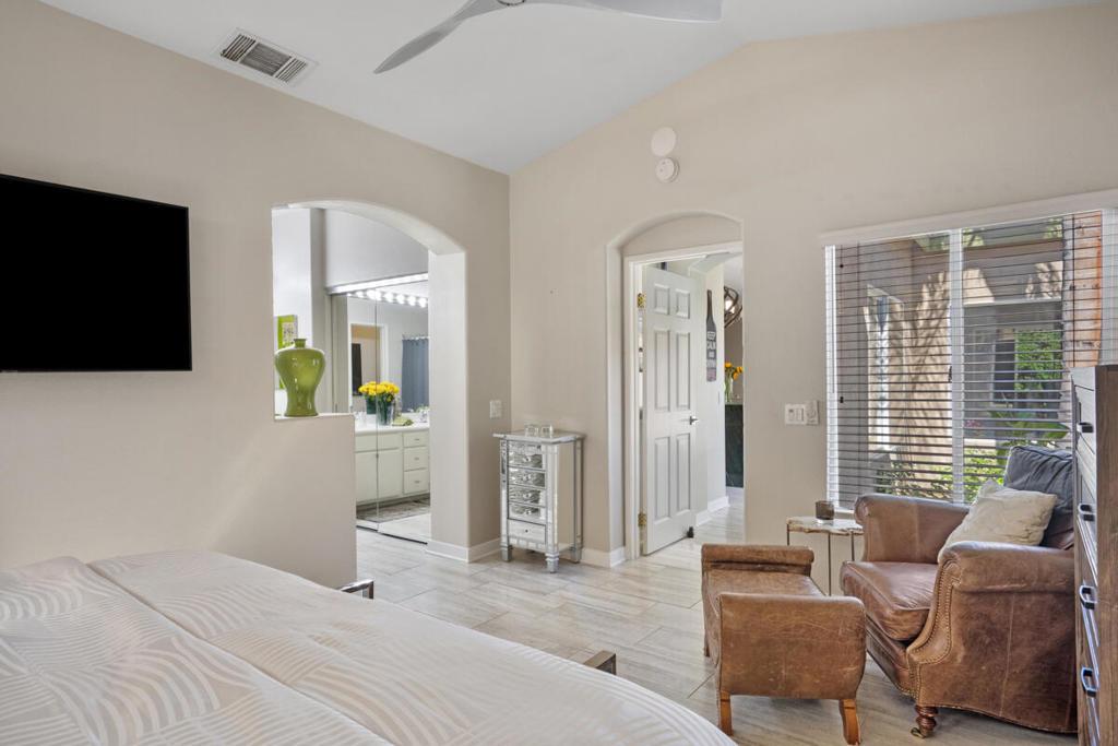 MLS #219129659DA image #0