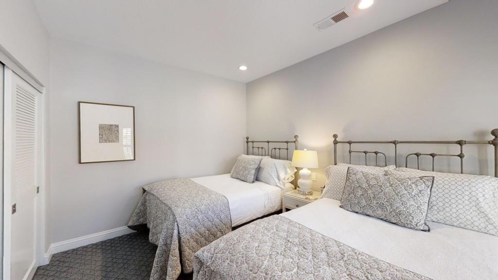 MLS #219129667DA image #0