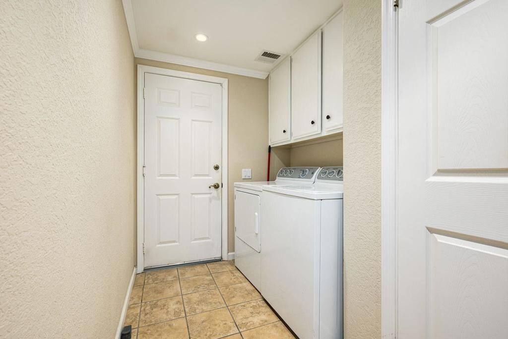 MLS #219130291DA image #0