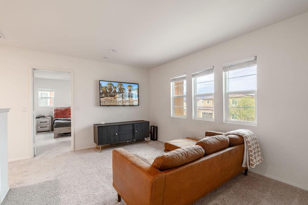 MLS #219130316PS image #0