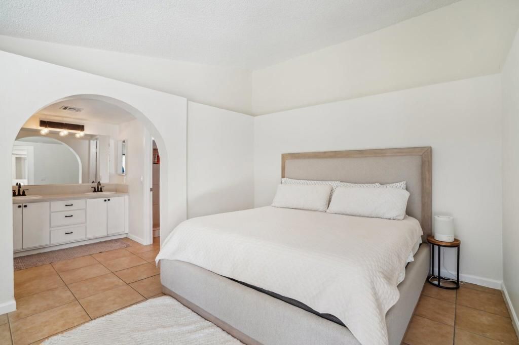 MLS #219130354DA image #0