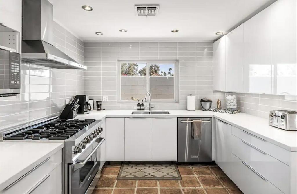 MLS #219130865DA image #0