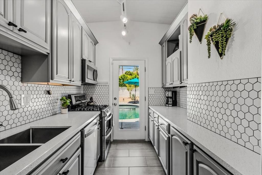 MLS #219130981PS image #0