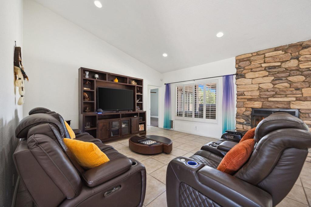 MLS #219131513DA image #0