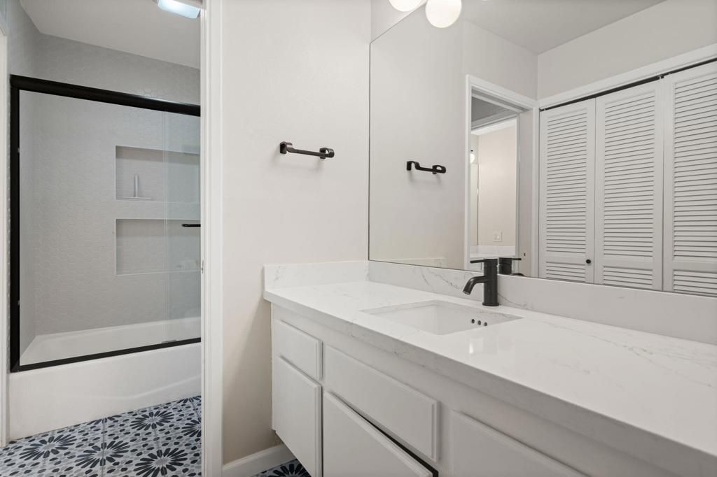 MLS #219131784DA image #0